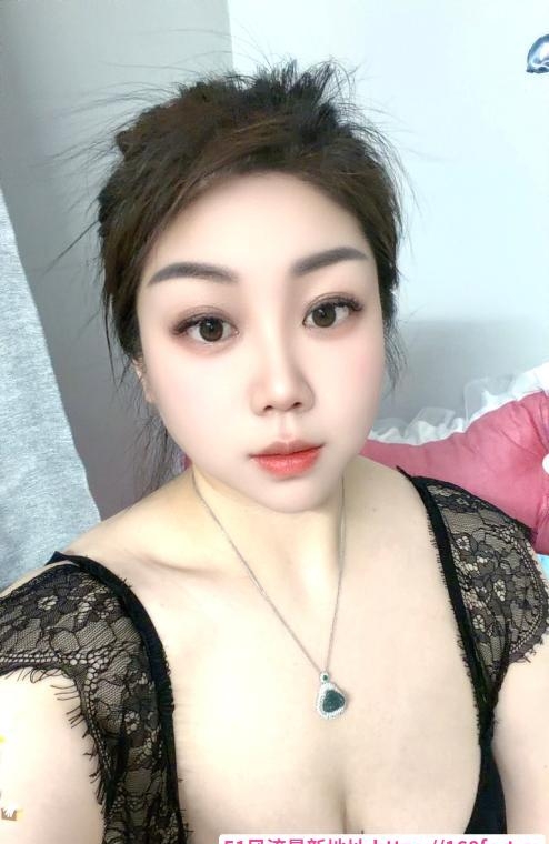 情趣邻家少妇 2