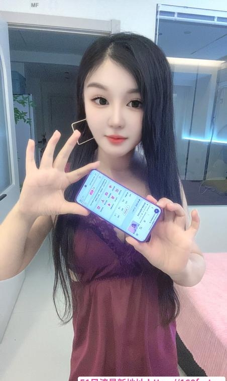骚货依诺小女友 2