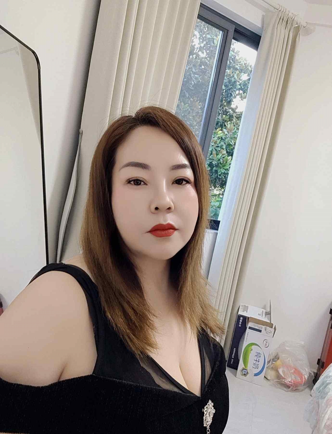 奉贤 风骚小嫂子 2