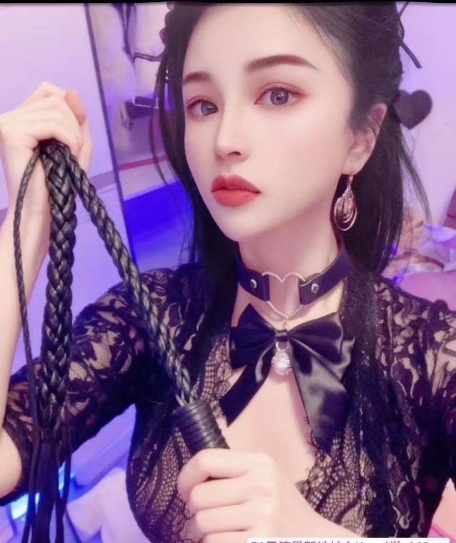 服务系三通女王午夜 3