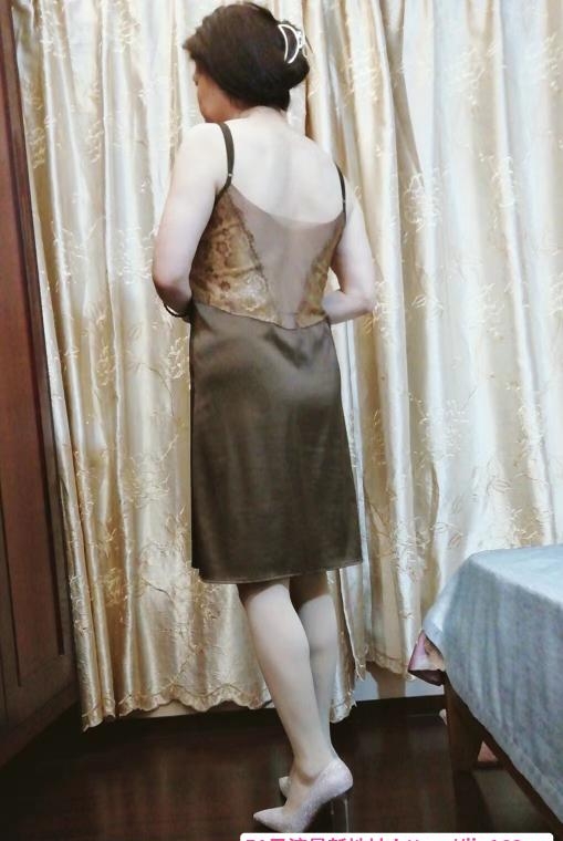 布吉gj水床熟女 3