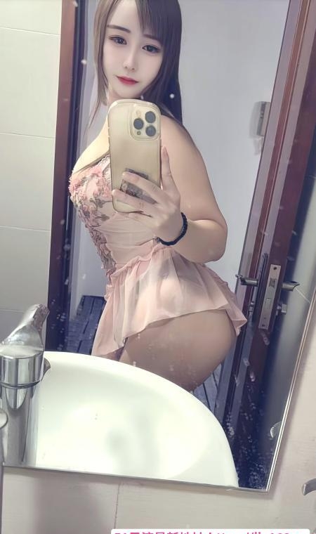 闵行翘臀骚货悦悦 3