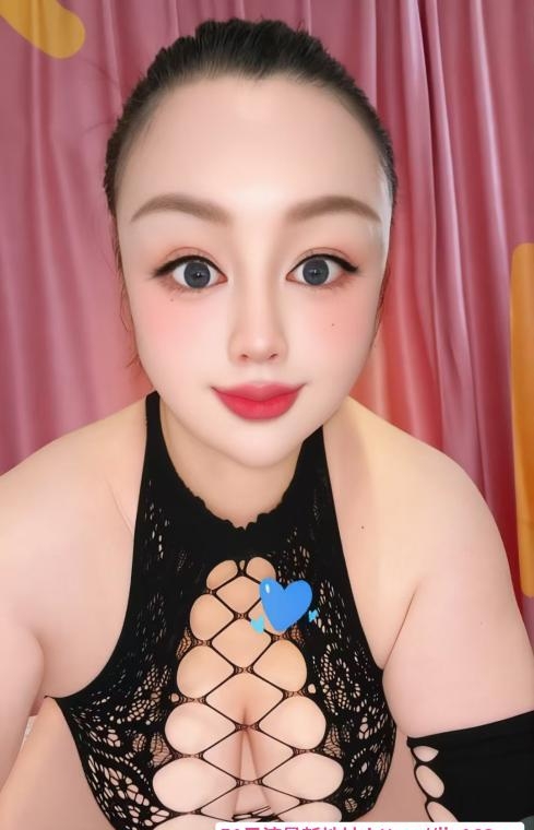 笋岗纯欲型人妻 3