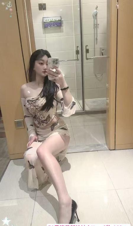 龙华蜂腰辣妹苏漫 3