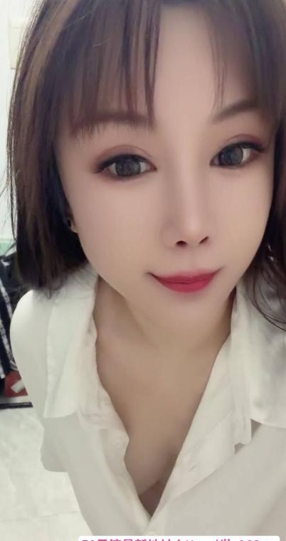 龙华大胸小白 3