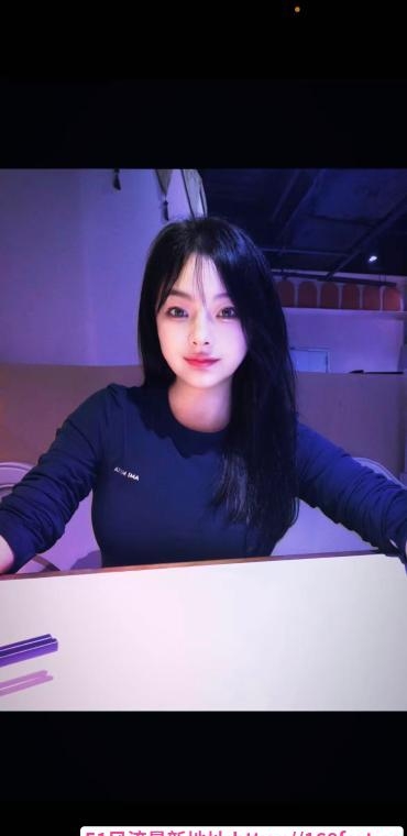虎牙妹文文 3
