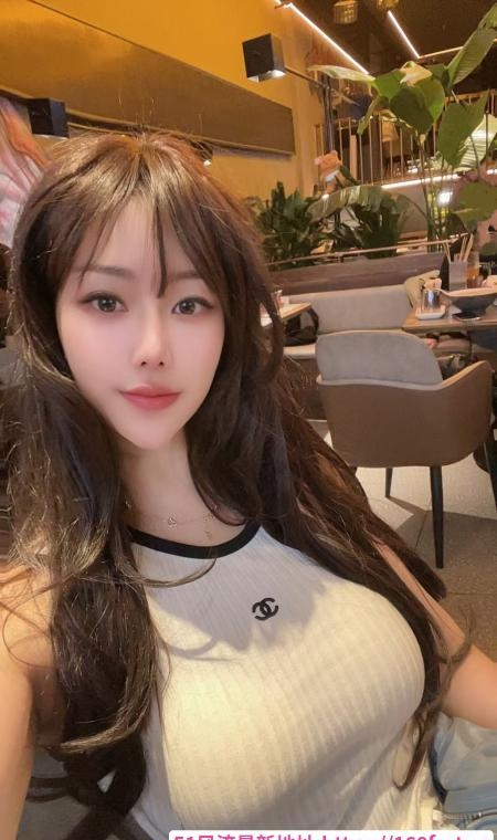 三刷风骚气质御姐 3