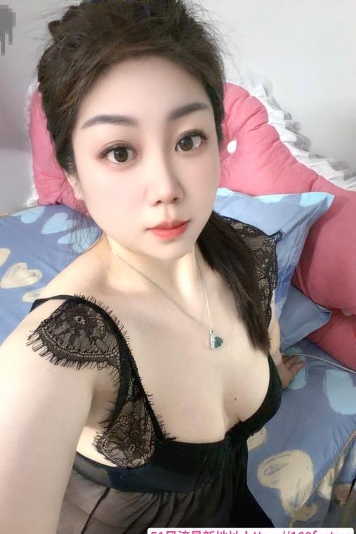 情趣邻家少妇 3