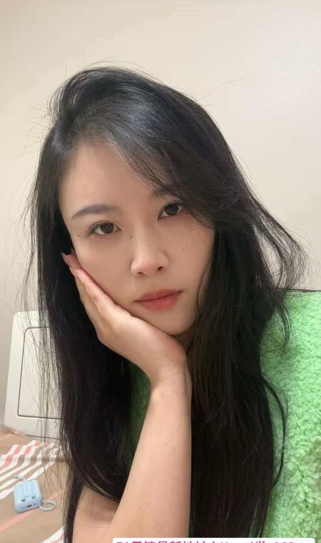 武清大胸美少妇 4