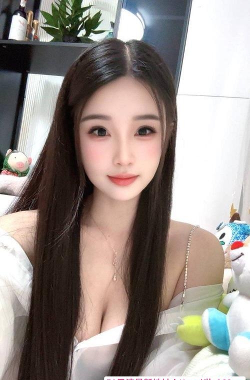 浦东小家碧玉型少妇 4