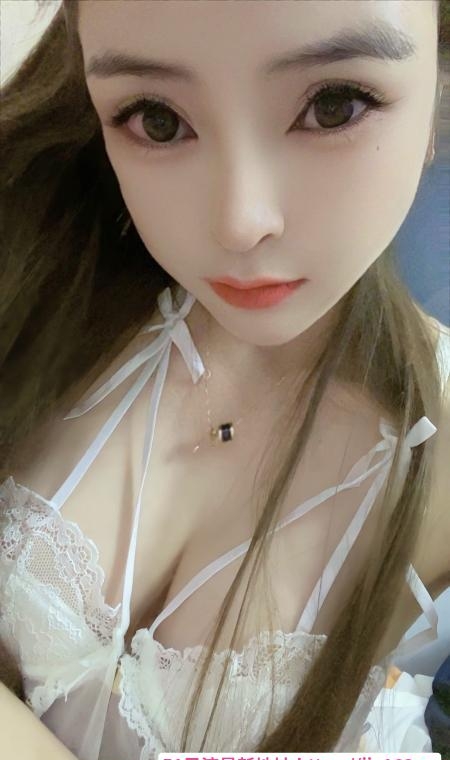 三刷骚妹子小爱茜 4