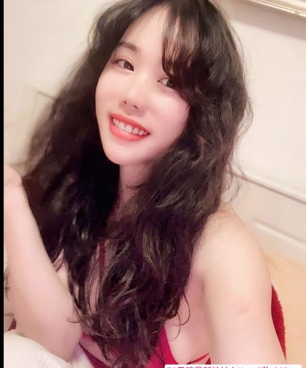 上城蜜桃臀安然 4