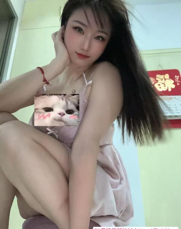 制服大胸小姐姐 4