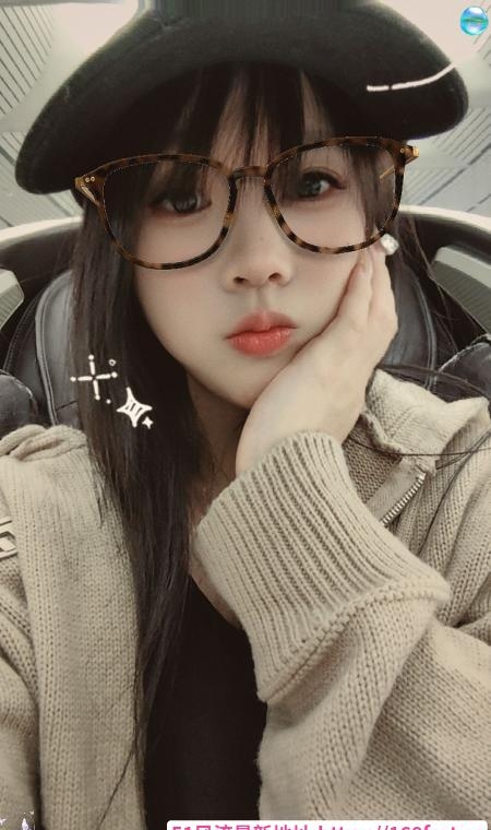 天河舌吻小妖精 4