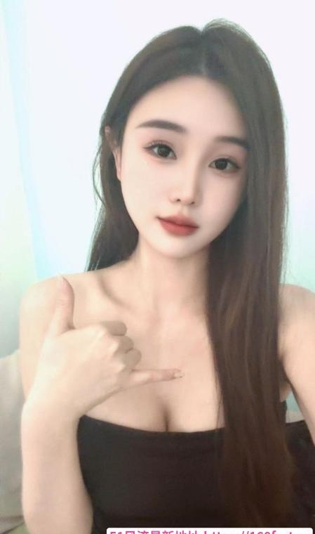 性感身材高挑颜值左左 4