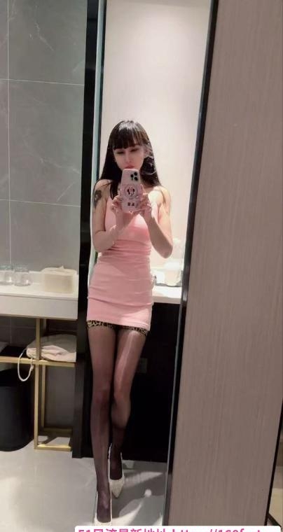 小彤彤潮喷三通 4