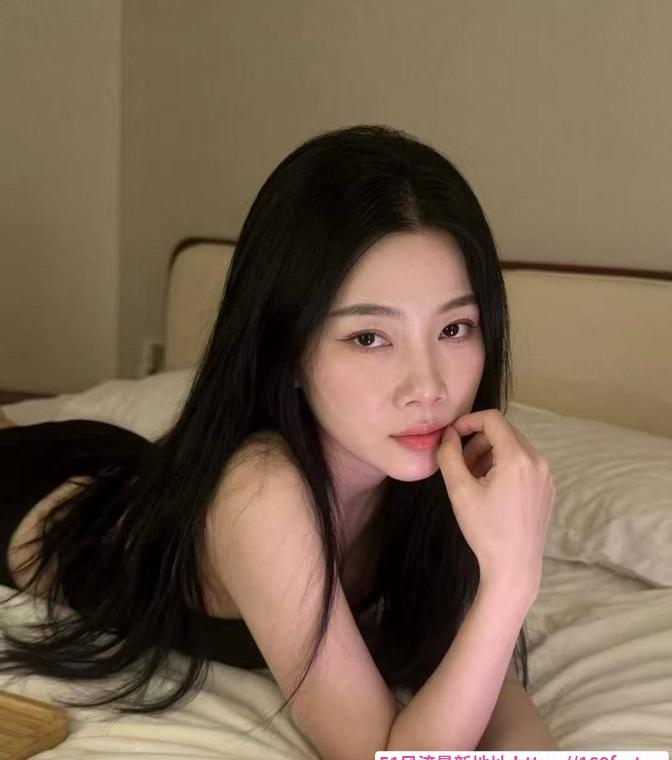 服务极好骚货花花 4