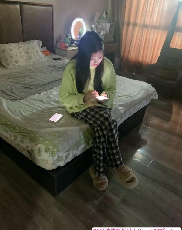 可萝可欲的喵喵姐姐 4