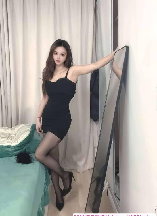 黑丝小浪女 4