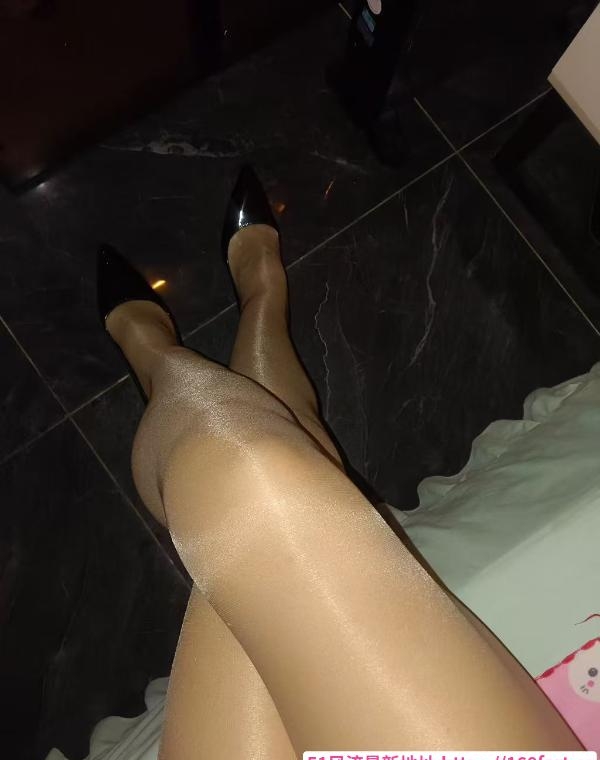 番禺丰满熟女水床服务 4