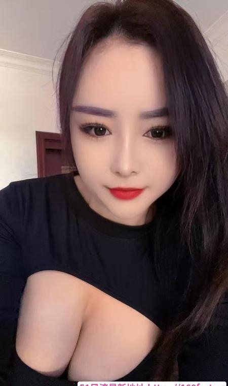 津南区大胸御姐 1