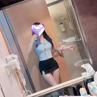 肤白诱人燕子