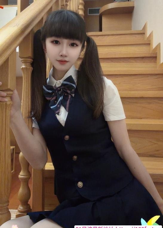 JK双马尾小姐姐 1