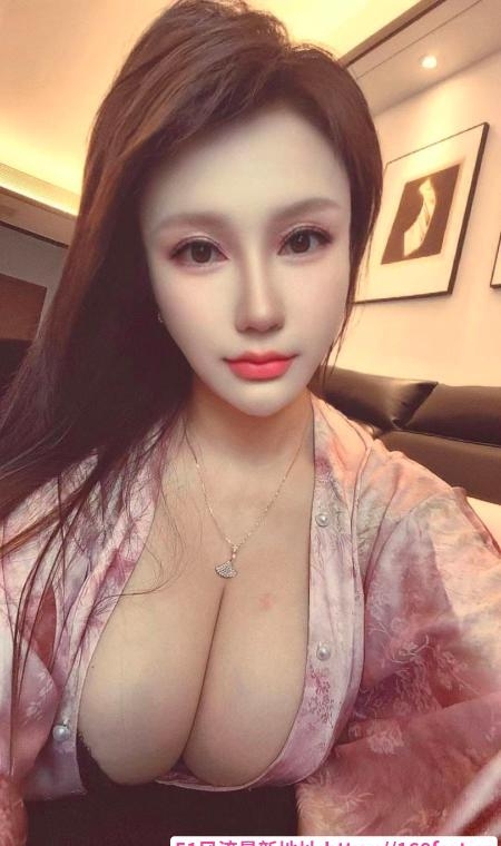 滨江D奶巨乳茜茜 1