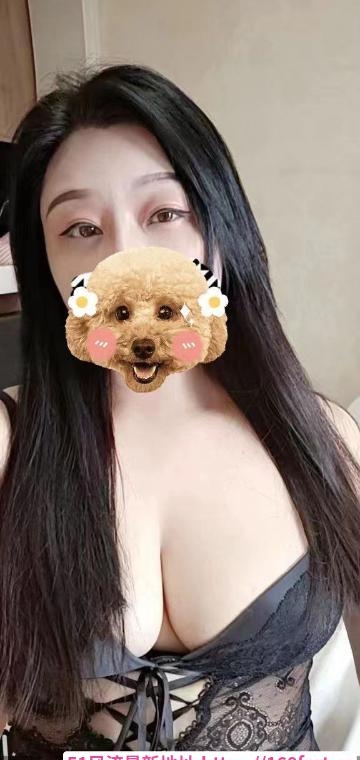 大奶三通小淫妇 1