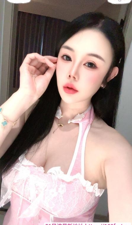 朝阳高颜巨乳文静 1