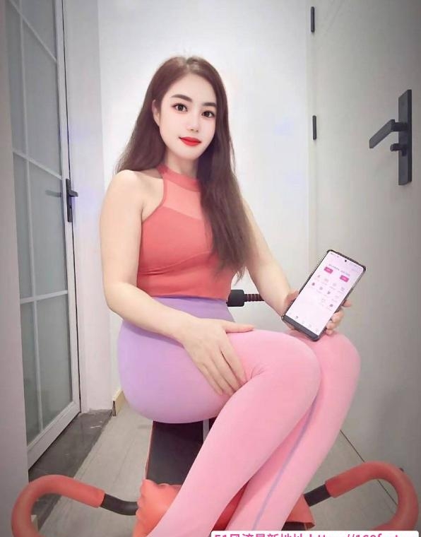 三通潮喷SM御姐 1