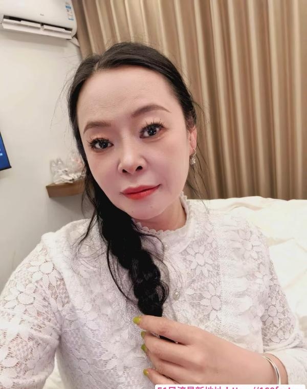 沙坪坝熟女莉姐 1