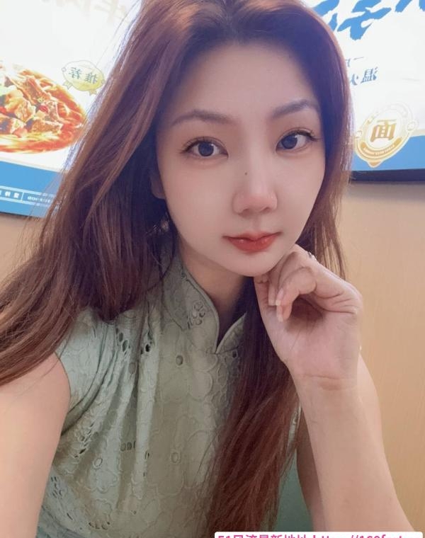 性感美臀长腿颜值妹子 1