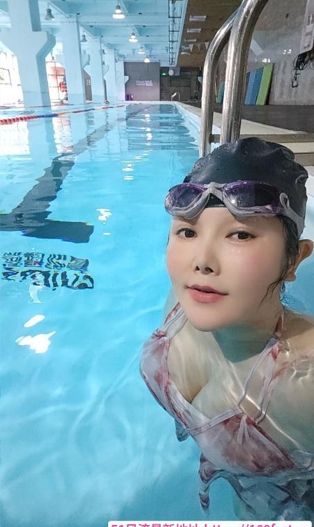 宝安服务型大胸熟女 1