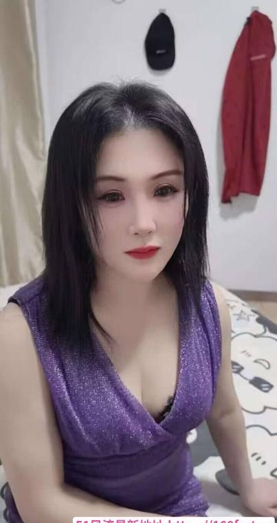 浦东瑜伽一字马少妇 1