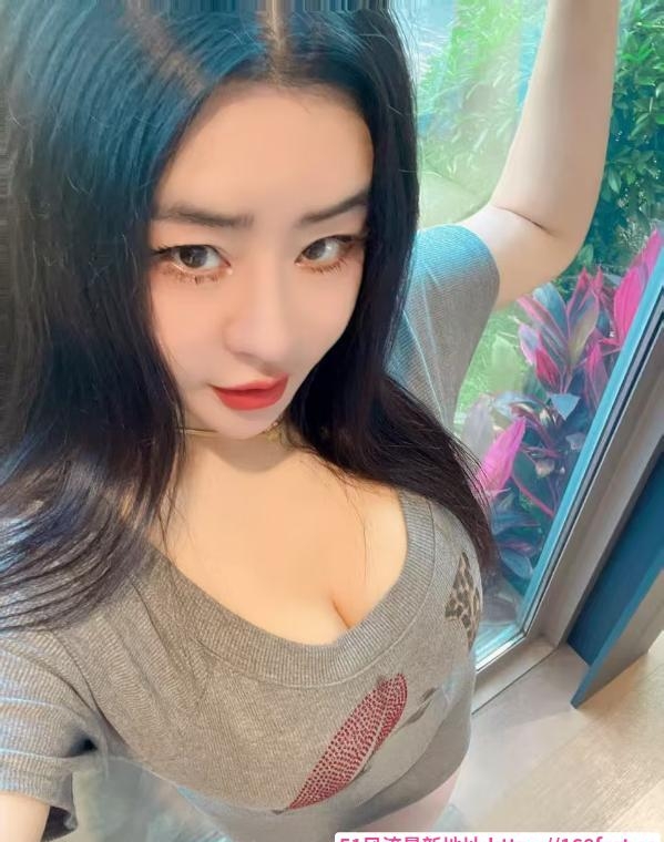 性感尤物卡卡 1