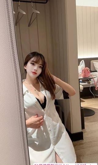 大奶人妻