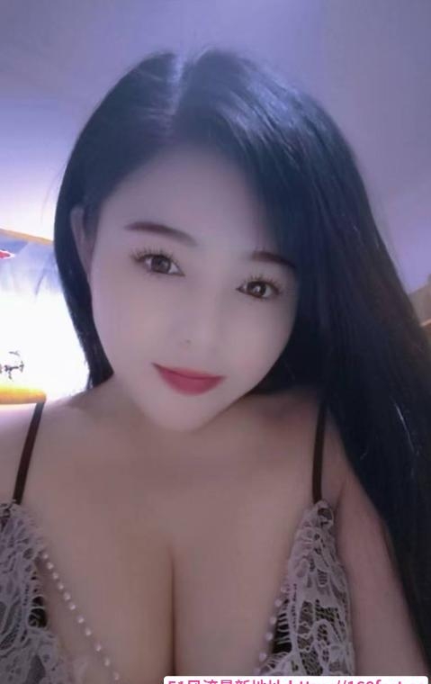 妩媚闷骚大胸骚妇 1