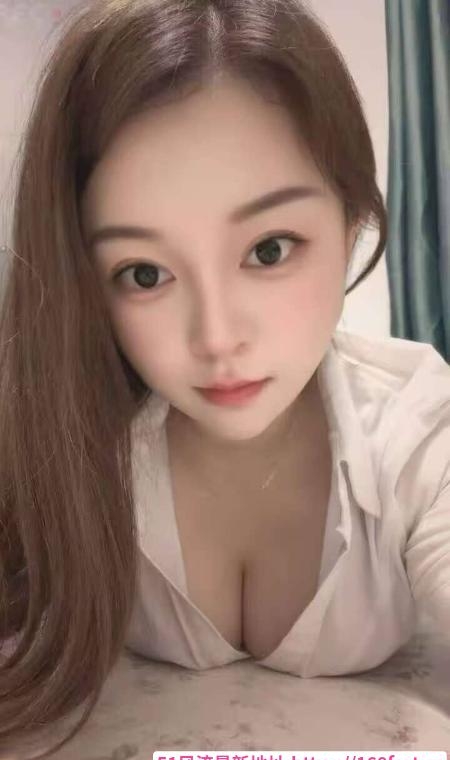 大奶毒龙丹妮 1