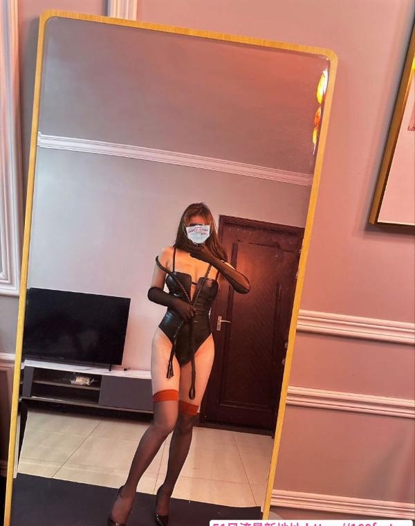调教羞辱4i御姐 1