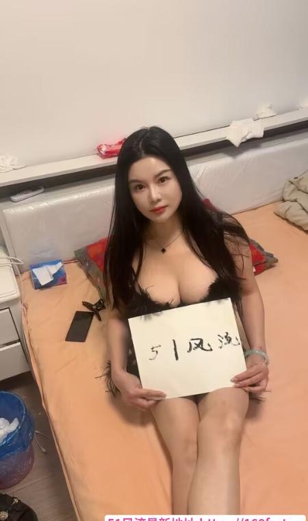杭州巨乳骚妇 1