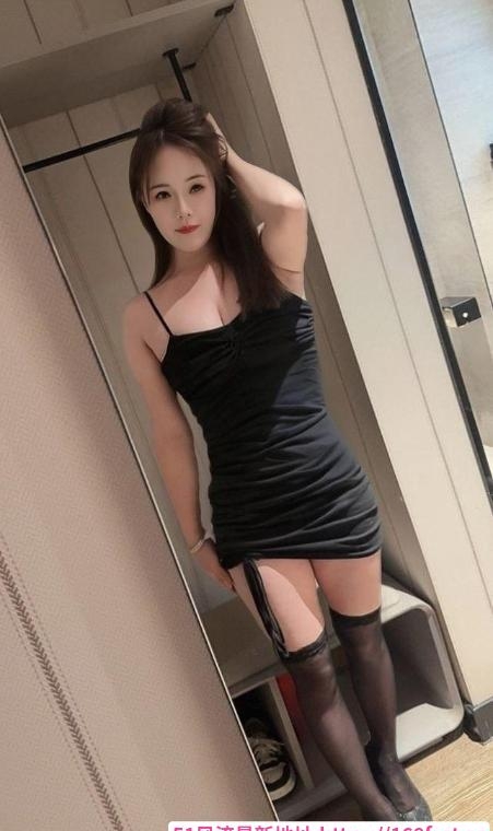 女友感小月月 1