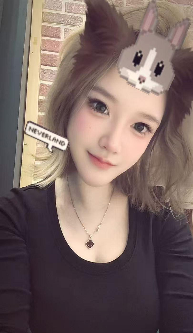 公明大奶细腰白皮嫩妹 1