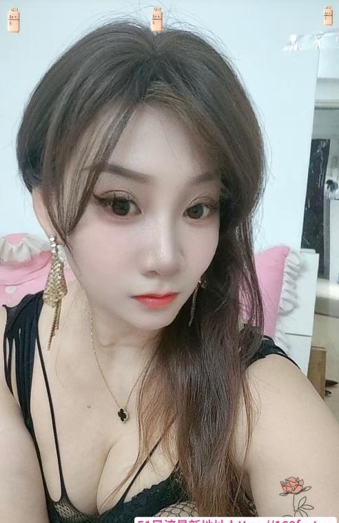珠光路美乳熟女 2