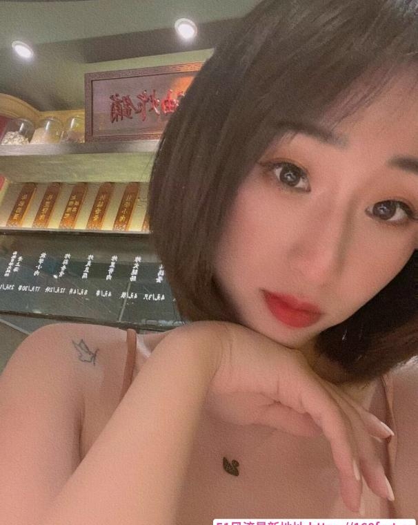 瑜伽教练凌兮 2