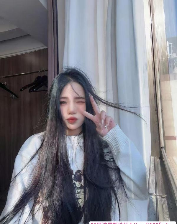 高颜值小骚b 2
