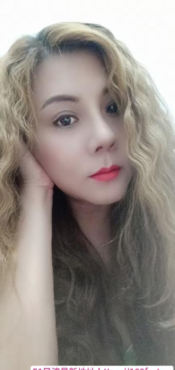 大波浪服务型少妇 2