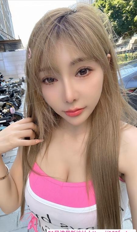 番禺臀推超爽婉儿 2