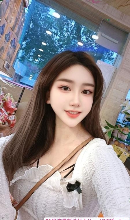 大胸瑜伽老师 2