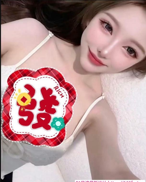 京城爆赞蜜桃臀辣妹 2